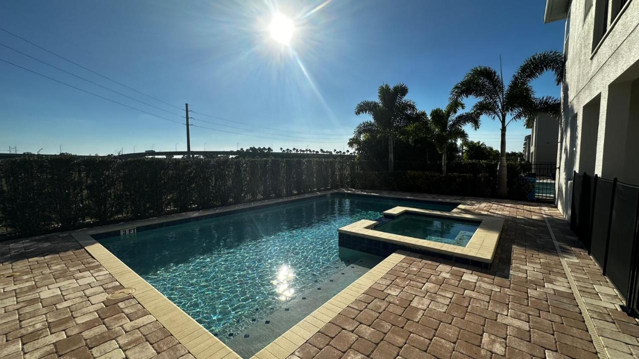 Epic 12-Bed -The Entertainment Paradise ออร์ลันโด ภายนอก รูปภาพ